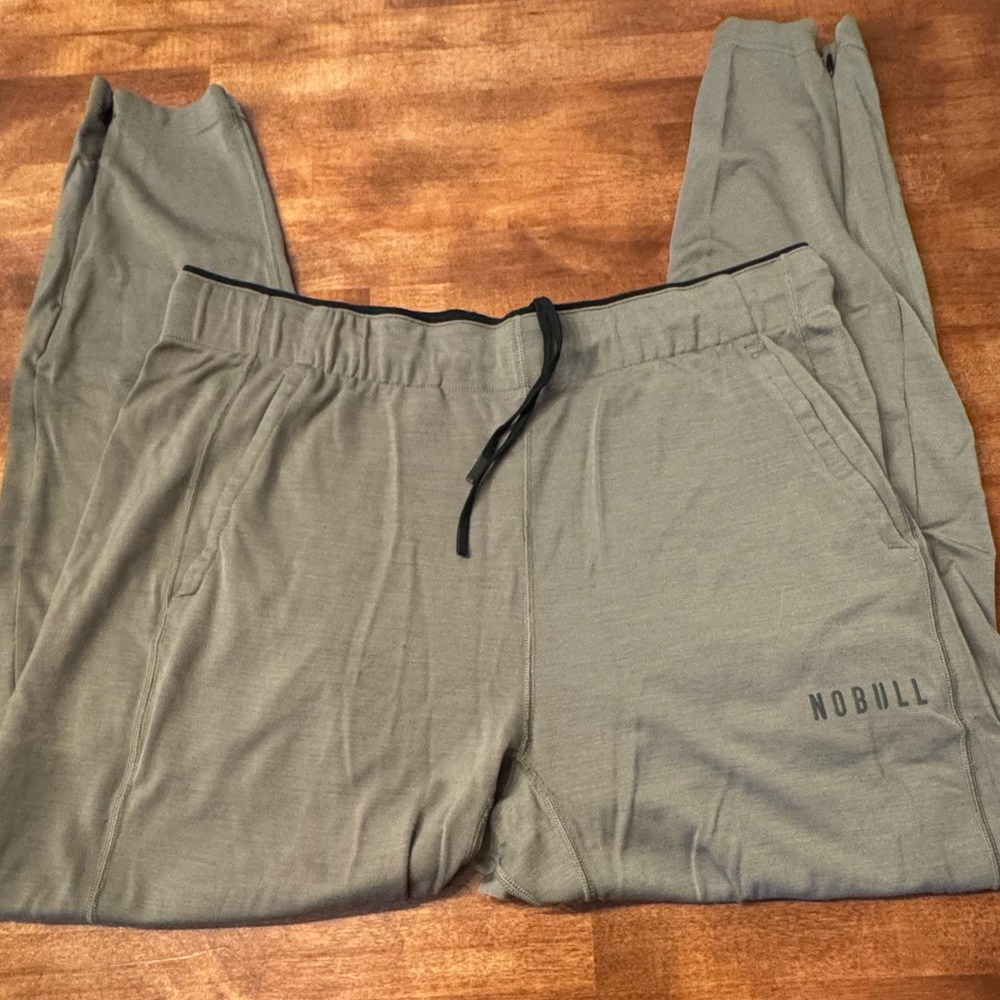 NOBULL Jogger Pants – Size L